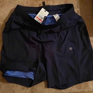 Gaiam 7in yoga short w/liner. Blue shorts with light blue liner. NWT.